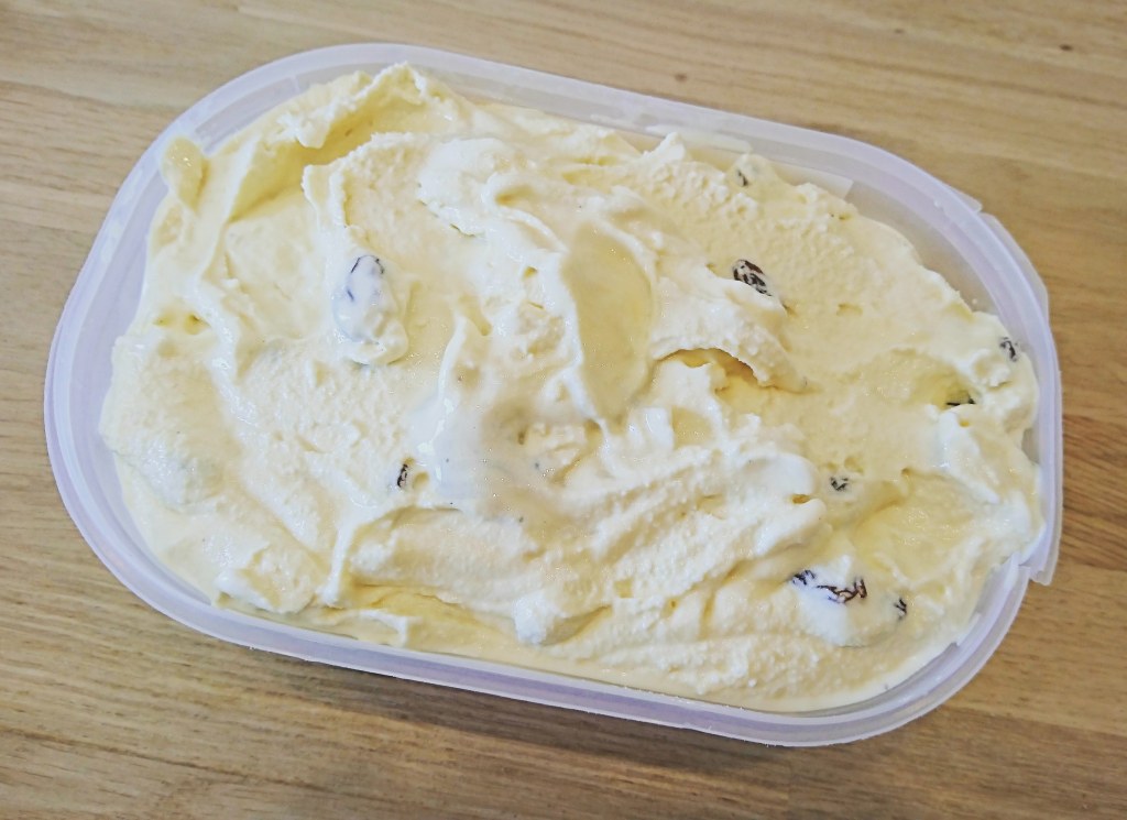 Glace rhum raisin – La cuisine d'une pin-up