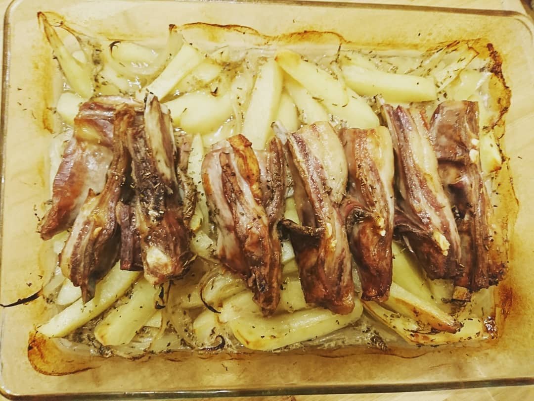 Poitrine d’agneau au four – La cuisine d'une pin-up